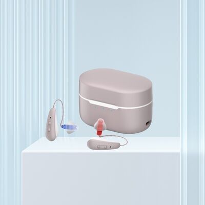 タッチ誘導 OTC 補聴器 4 プログラム充電式リチウムイオンポリマー電池デジタル補聴器