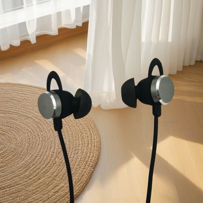 OTCオーバーザカウンター補聴器 IOS Android Bluetooth対応補聴器 デバイス